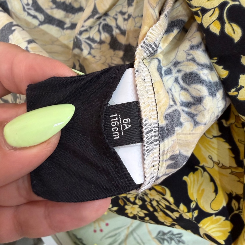 Versace Girls Authentic Logo Dress (Baroque Skirt) - Picture 5 of 5